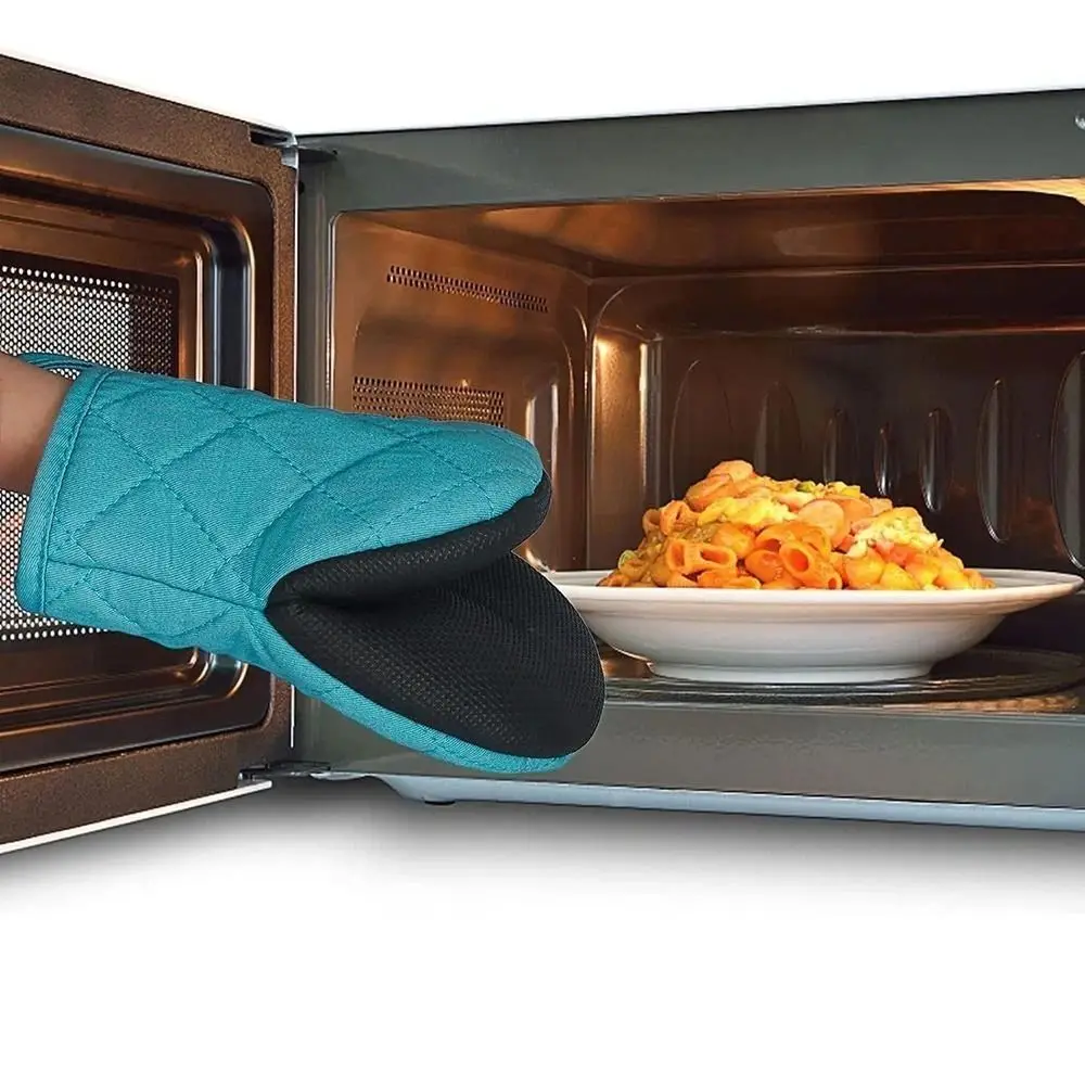 1 Pair High Heat Resistant Non-slip Baking Hand Mitts Hanging Loop Short Design Heat Resistant Kitchen Mittens
1 Pair High Heat Resistant Non-slip Baking Hand Mitts Hanging Loop Short Design Heat Resistant Kitchen Mittens