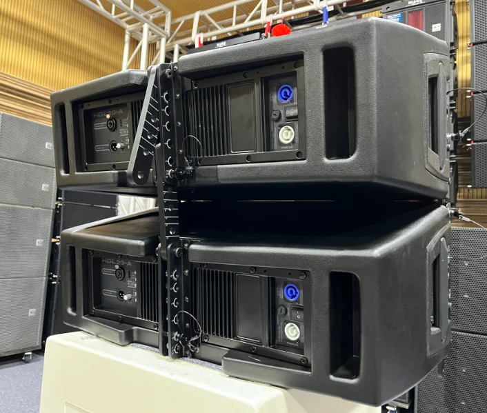 10 Inch Active 2-Way Line Array Speaker System Plastic Enclosure for Live Performance PA System Audio Portable Array Speaker
10 Inch Active 2-Way Line Array Speaker System Plastic Enclosure for Live Performance PA System Audio Portable Array Speaker