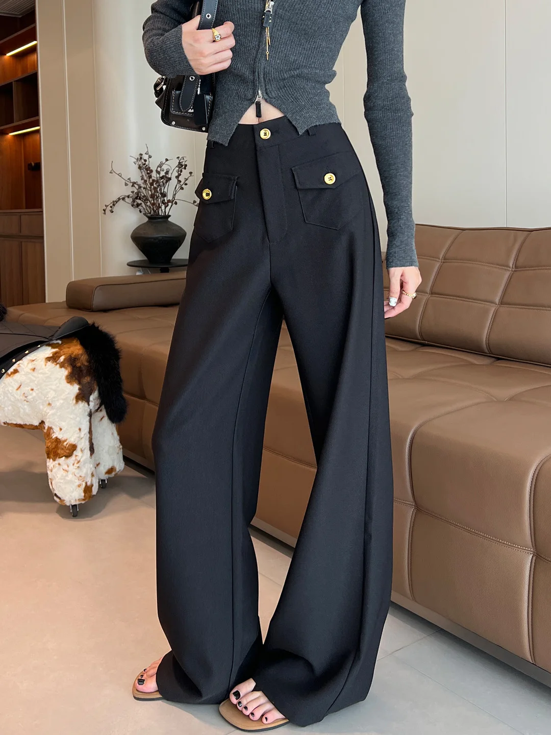 Black High Waist Wide Leg Pants Women's Spring Autumn New Style Casual Straight Loose Feeling Suit Pants Cotton Blend Fabric
Black High Waist Wide Leg Pants Women's Spring Autumn New Style Casual Straight Loose Feeling Suit Pants Cotton Blend Fabric