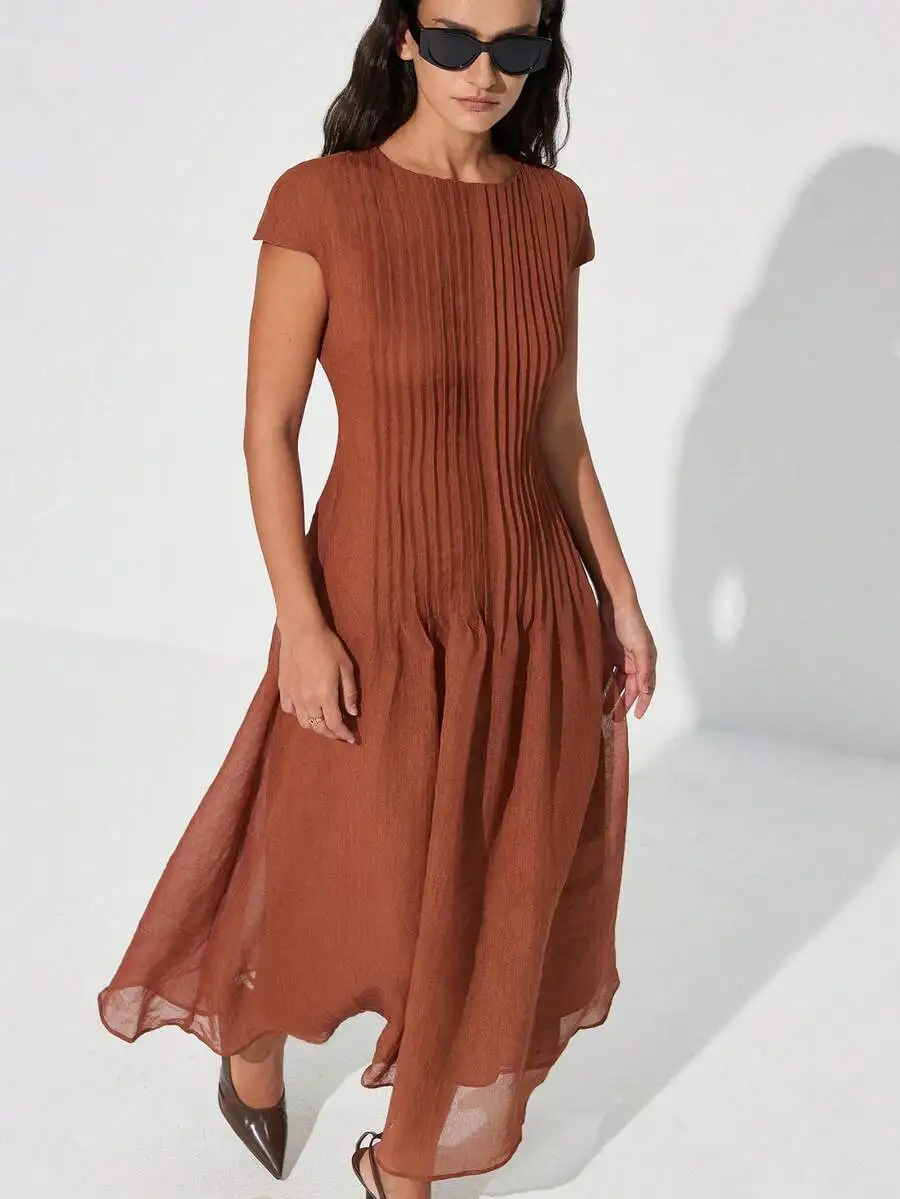 Vintage Pleated A-Line Midi Dress Loose Flattering Round Neck Sheer Lightweight Solid Color
Vintage Pleated A-Line Midi Dress Loose Flattering Round Neck Sheer Lightweight Solid Color