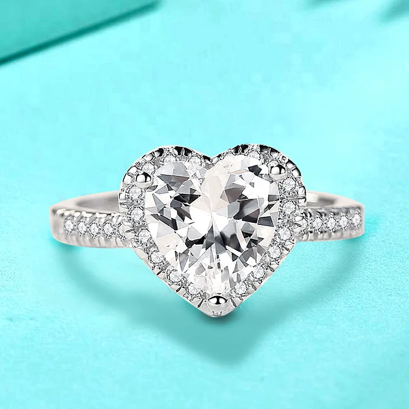 S925 Sterling Silver Love Moissanite Heart Ring Women's High Sense Fashion Versatile Ring
S925 Sterling Silver Love Moissanite Heart Ring Women's High Sense Fashion Versatile Ring