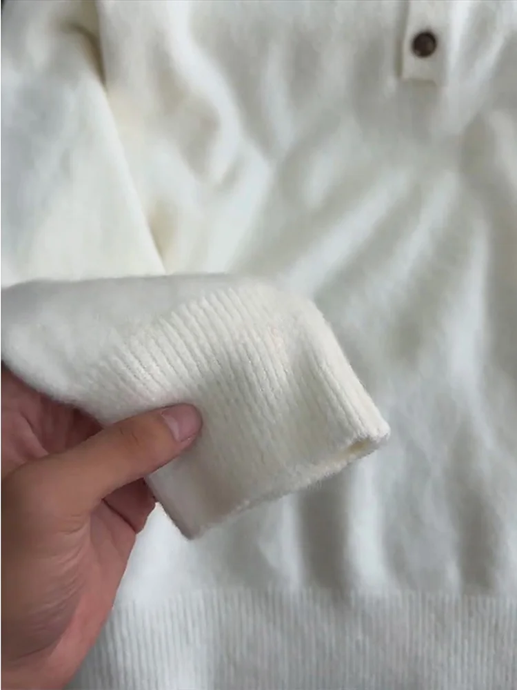 Cleanfit Henley Ne Pullover Knitwear for Men And Women Autumn Winter Inner Wear Base Layer Couple's Long Sve Sweater
Cleanfit Henley Ne Pullover Knitwear for Men And Women Autumn Winter Inner Wear Base Layer Couple's Long Sve Sweater