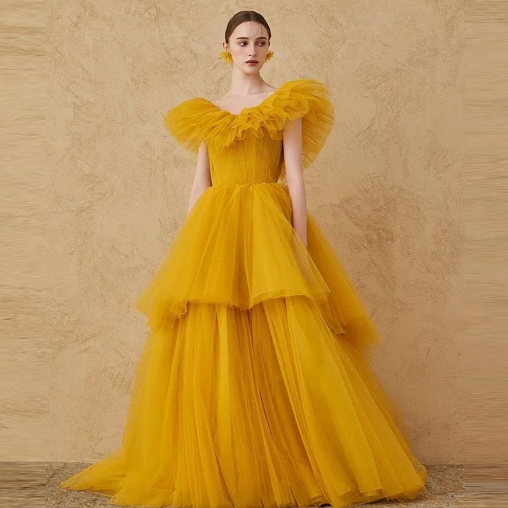 Yellow Tulle Girls Birthday Dress For Photoshoots Off Shoulder Ruffles Shoulder Tiered Layers Women Bridal Party Gowns
Yellow Tulle Girls Birthday Dress For Photoshoots Off Shoulder Ruffles Shoulder Tiered Layers Women Bridal Party Gowns
