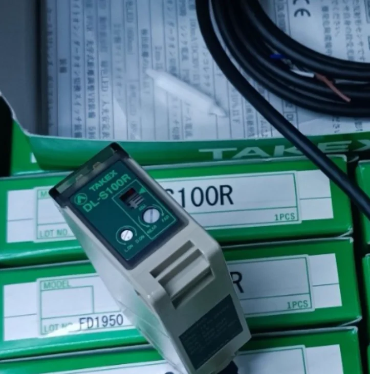 Новый оригинальный фотоэлектрический переключатель takex DL-S100R DL-S200R DL-S202 DL-S202 для ингибитора фона на большие расстояния 
Новый оригинальный фотоэлектрический переключатель takex DL-S100R DL-S200R DL-S202 DL-S202 для ингибитора фона на большие расстояния