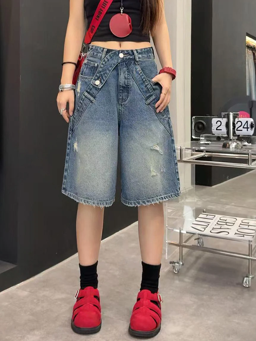 plus Size High Waist Ripped Denim Shorts Women Summer Casual Straight Leg Loose Fit Five Inch Pants Big Size Slimming Effect
plus Size High Waist Ripped Denim Shorts Women Summer Casual Straight Leg Loose Fit Five Inch Pants Big Size Slimming Effect