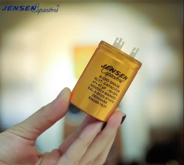 1pcs/lot Denmark Jensen 47+47uf 500V 35X50MM Electrolytic capacitor original handmade works free shipping 
1pcs/lot Denmark Jensen 47+47uf 500V 35X50MM Electrolytic capacitor original handmade works free shipping