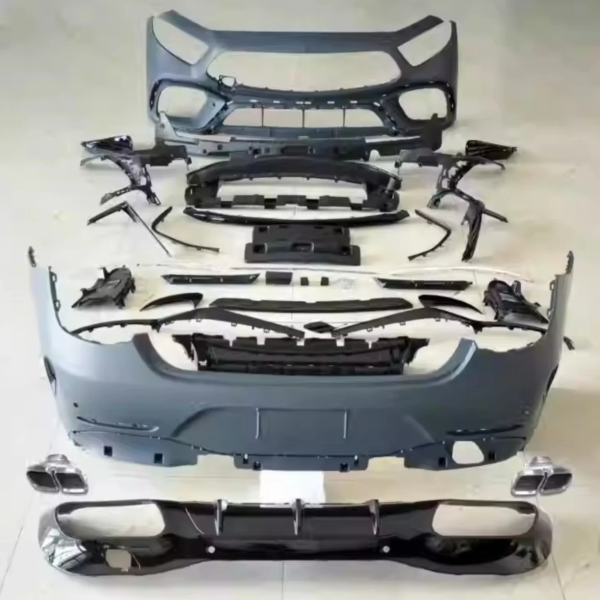 PP Material Front Rear Bumper Assembly Grille for Mercedes Benz CLS W257 2018-2022 Upgraded CLS GT63 Body Kit
PP Material Front Rear Bumper Assembly Grille for Mercedes Benz CLS W257 2018-2022 Upgraded CLS GT63 Body Kit