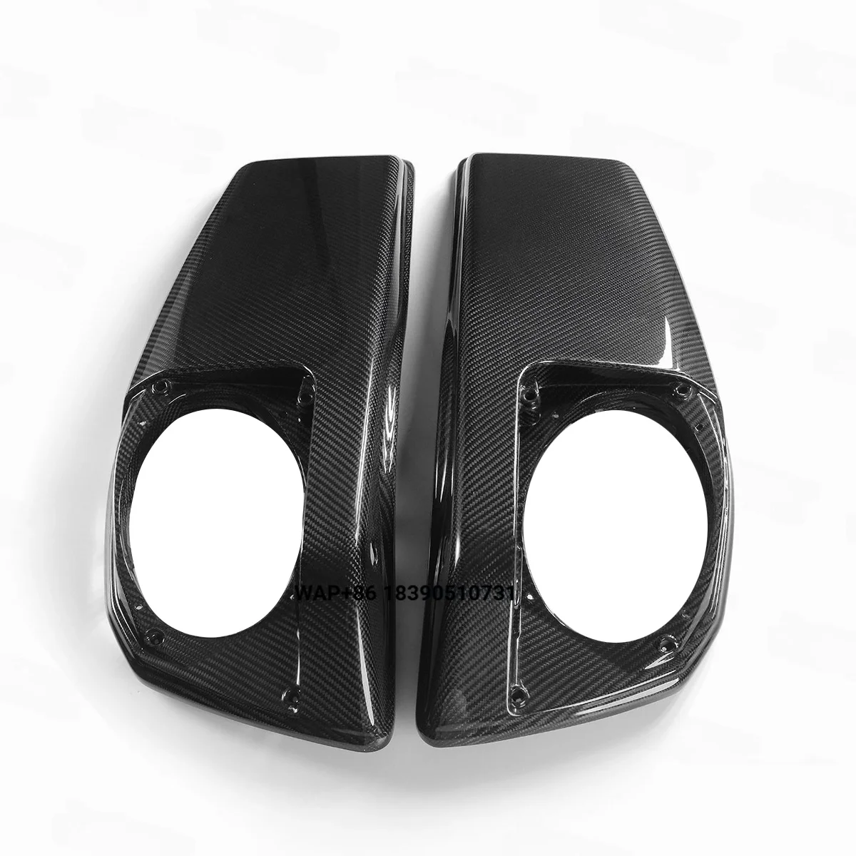 Motorcycle 3K Twill Glossy Carbon Fiber Side Box Top Cover Black USOHAWLK for Road Glide Street Glide 2023-2025
Motorcycle 3K Twill Glossy Carbon Fiber Side Box Top Cover Black USOHAWLK for Road Glide Street Glide 2023-2025