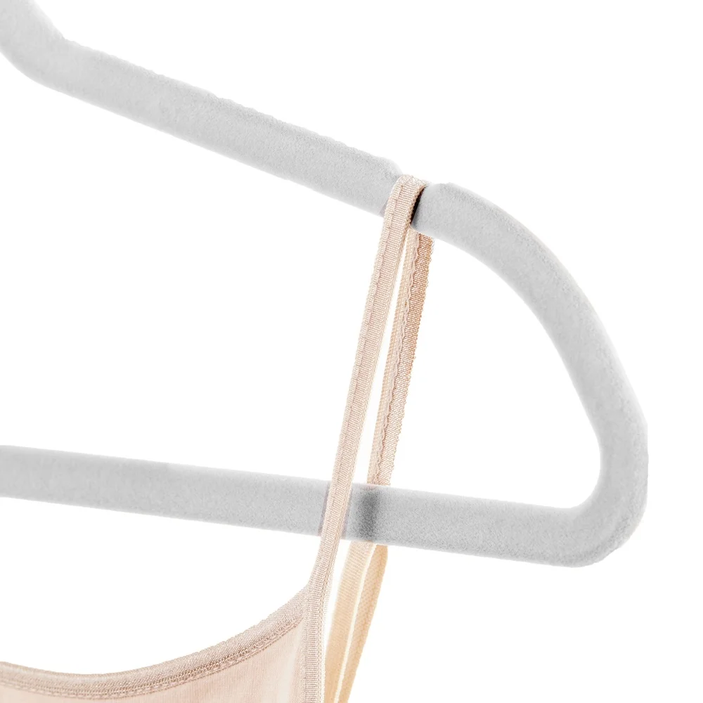 30 Pack Velvet Non-Slip Adult Hangers Space Saving Slim Design Ideal Organizing Closet Perfect Shirts Dresses Sweaters
30 Pack Velvet Non-Slip Adult Hangers Space Saving Slim Design Ideal Organizing Closet Perfect Shirts Dresses Sweaters