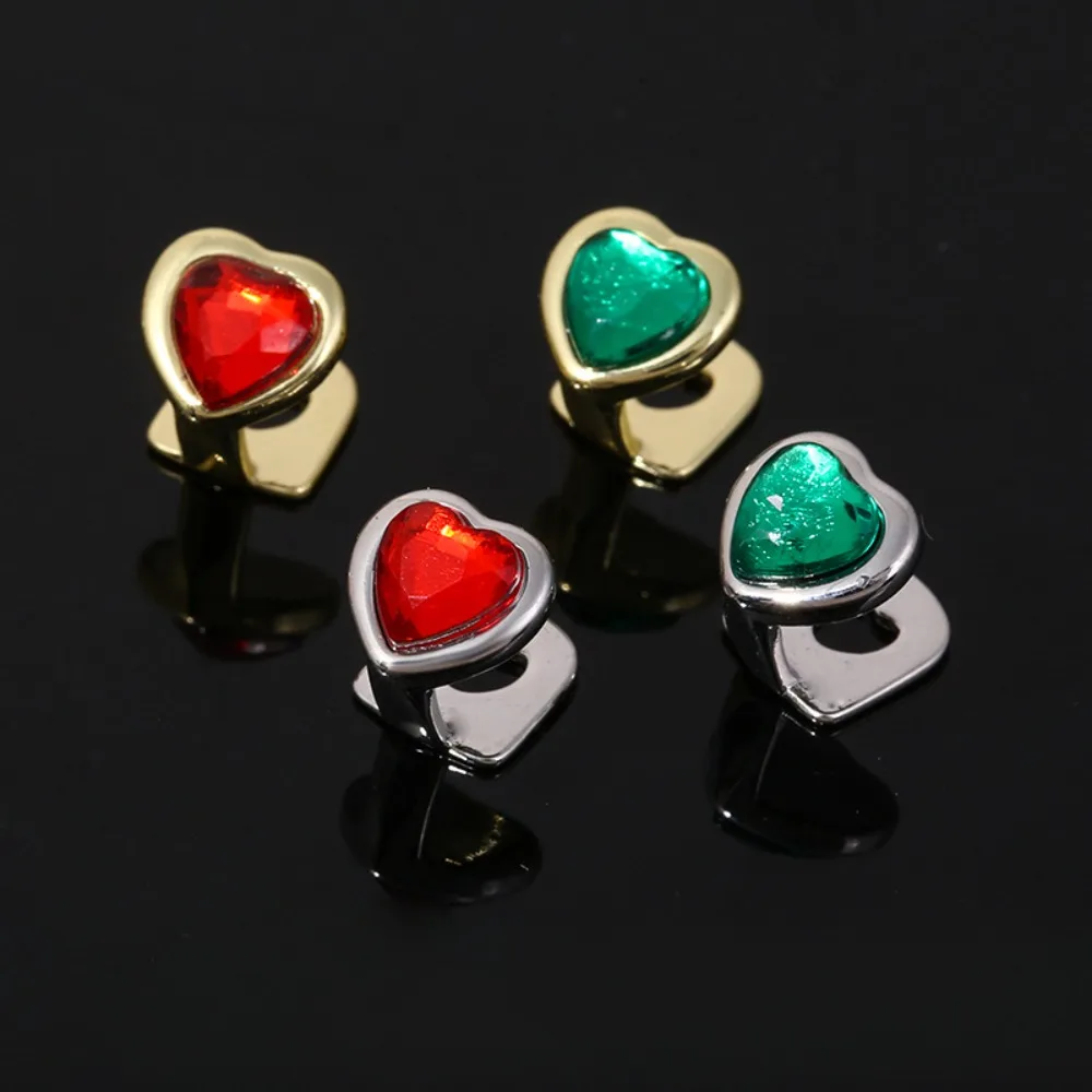 3Pcs Single Heart Pattern Teeth Grillz Metal Bracket Tooth Decoration Removable Dental Grills Hip Hop Punk Crystal Tooth Caps
3Pcs Single Heart Pattern Teeth Grillz Metal Bracket Tooth Decoration Removable Dental Grills Hip Hop Punk Crystal Tooth Caps