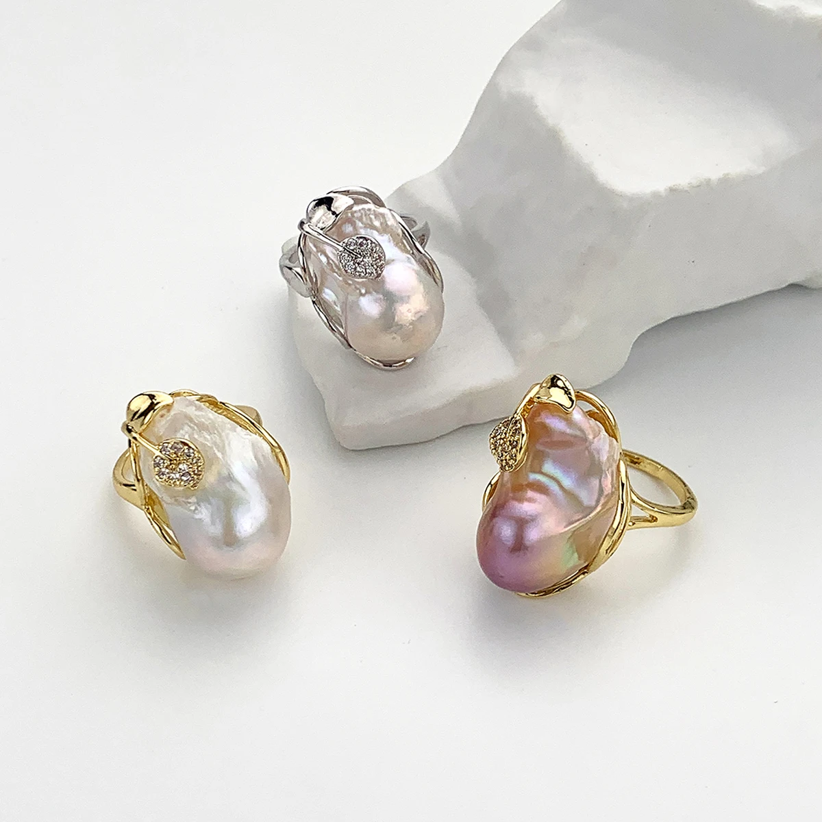 1pc Natural Freshwater Pearl Baroque Ring Fish Tailed Pearl Exquisite Women Lady's Ring Fashion Jewelry Accessories Party Gifts 
1pc Natural Freshwater Pearl Baroque Ring Fish Tailed Pearl Exquisite Women Lady's Ring Fashion Jewelry Accessories Party Gifts