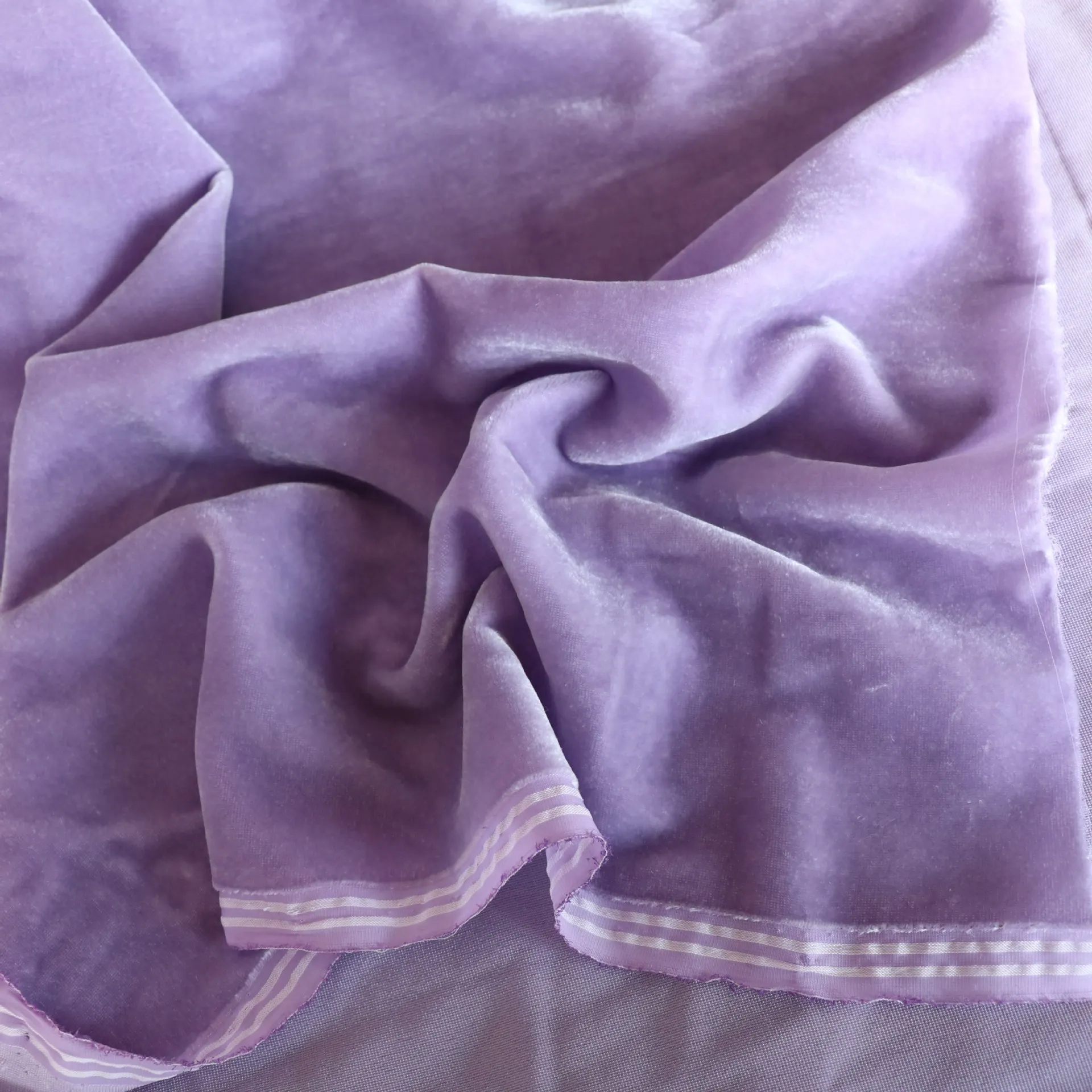 9914 Imitation Velvet 45 Woven Brocade Dyed Fabric Nightdress Dress and Cheongsam Gradient Double-Sided
9914 Imitation Velvet 45 Woven Brocade Dyed Fabric Nightdress Dress and Cheongsam Gradient Double-Sided