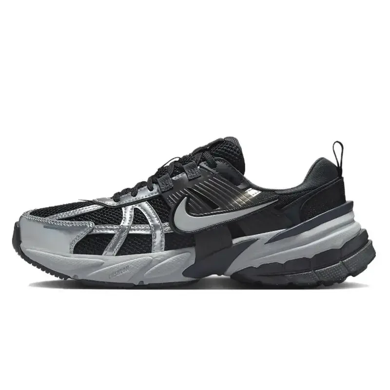 Мужские и женские кроссовки Nike V2K Run удобные, прочные, нескользящие, легкие и мягкие черные.
Мужские и женские кроссовки Nike V2K Run удобные, прочные, нескользящие, легкие и мягкие черные.