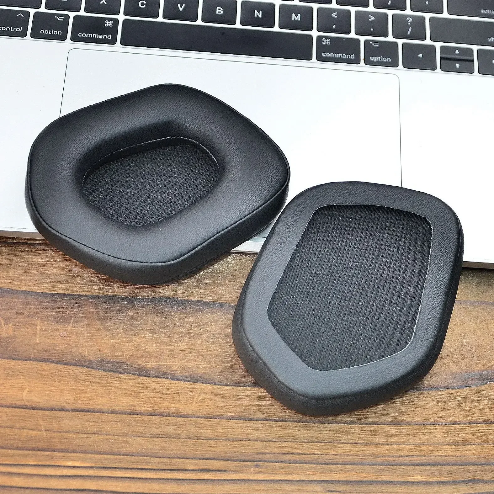 Replacement Earpads Foam Ear Pads for XIBERIA K03S K03 Headphones Headset , Ear Cups Earmuffs
Replacement Earpads Foam Ear Pads for XIBERIA K03S K03 Headphones Headset , Ear Cups Earmuffs