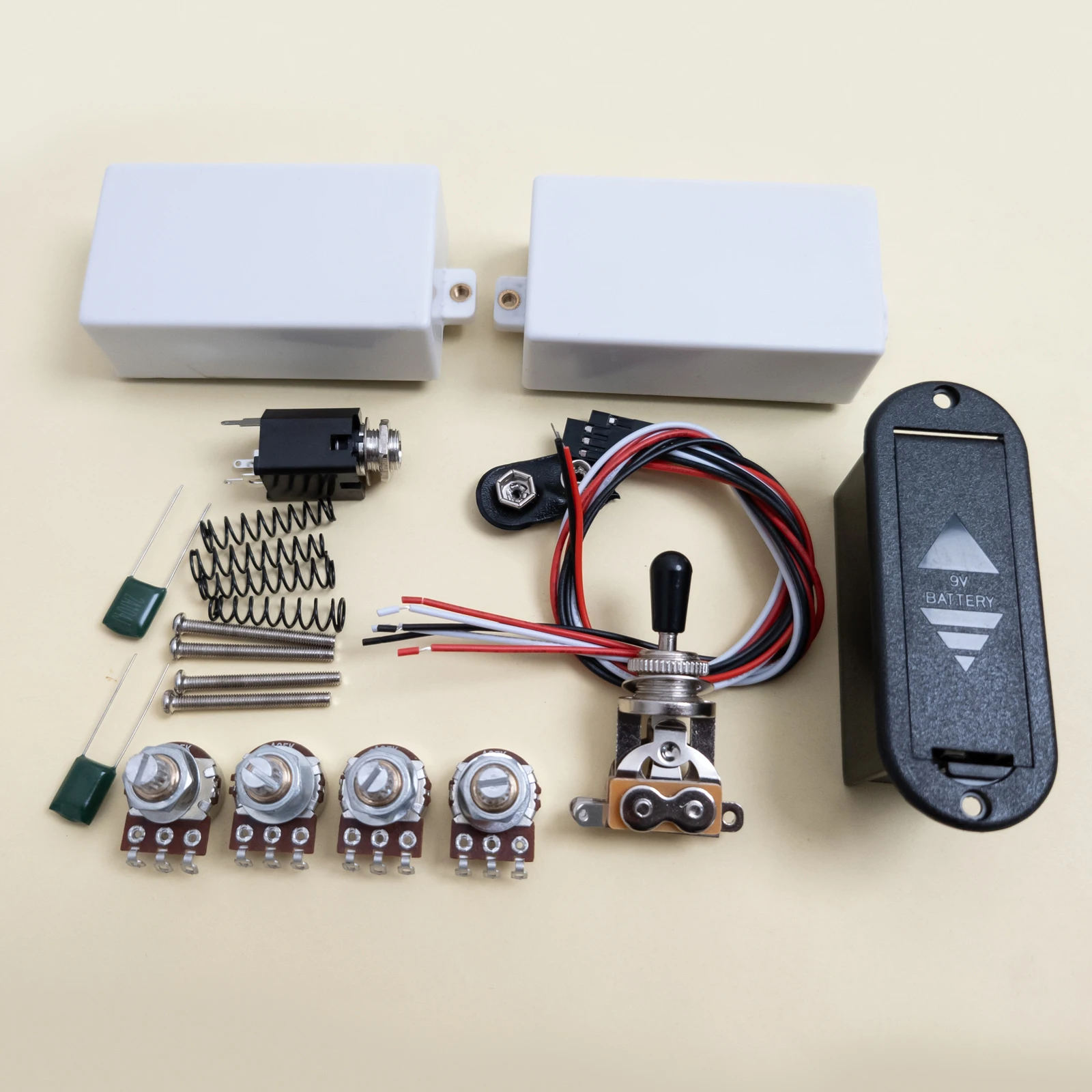 HH Active Pickup 81 85 White Electric Guitar Humbucker Pickups Set Short Shaft Pots & Wiring Guitar Accessoires
HH Active Pickup 81 85 White Electric Guitar Humbucker Pickups Set Short Shaft Pots & Wiring Guitar Accessoires