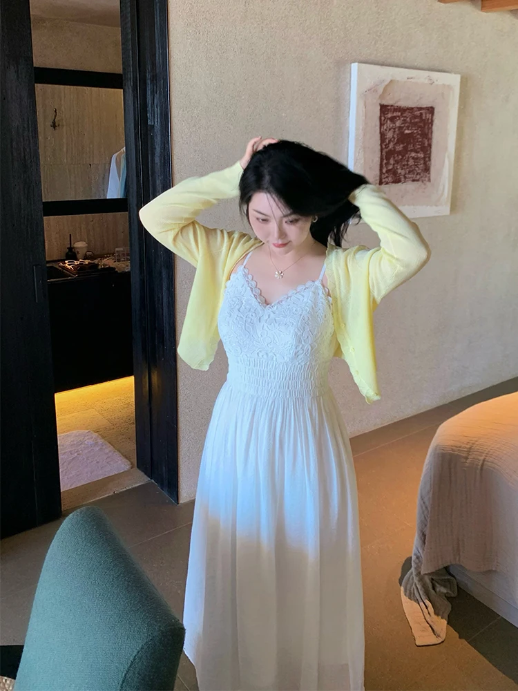 Large Size Women's Sweet Countryside Style Off-Shoulder Dress Vacation Long Skirt Casual Loose Fit Maxi Dress White Moonlight
Large Size Women's Sweet Countryside Style Off-Shoulder Dress Vacation Long Skirt Casual Loose Fit Maxi Dress White Moonlight