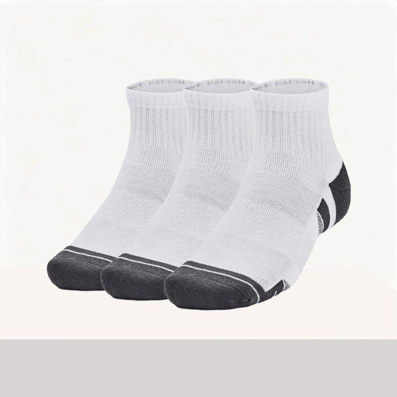 Under Armour Moisture-Wicking, Comfortable, Soft, and Durable Low-Cut Sports Socks (Unisex) 3-Pack 1379528-100
Under Armour Moisture-Wicking, Comfortable, Soft, and Durable Low-Cut Sports Socks (Unisex) 3-Pack 1379528-100