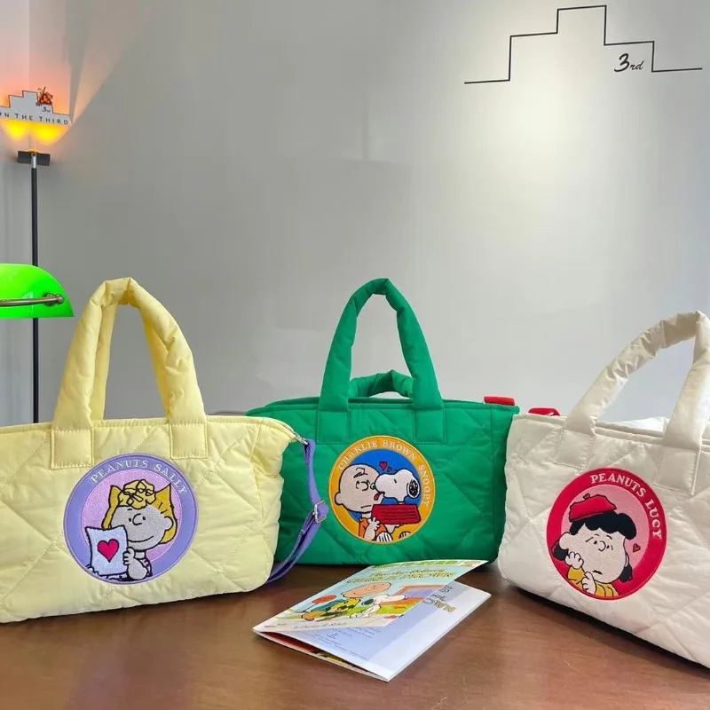 Kawaii Snoopy Cartoon Cute Space Cotton Down Jacket Bag Premium Cotton Jacket Bag Single Shoulder Crossbody Bag
Kawaii Snoopy Cartoon Cute Space Cotton Down Jacket Bag Premium Cotton Jacket Bag Single Shoulder Crossbody Bag
