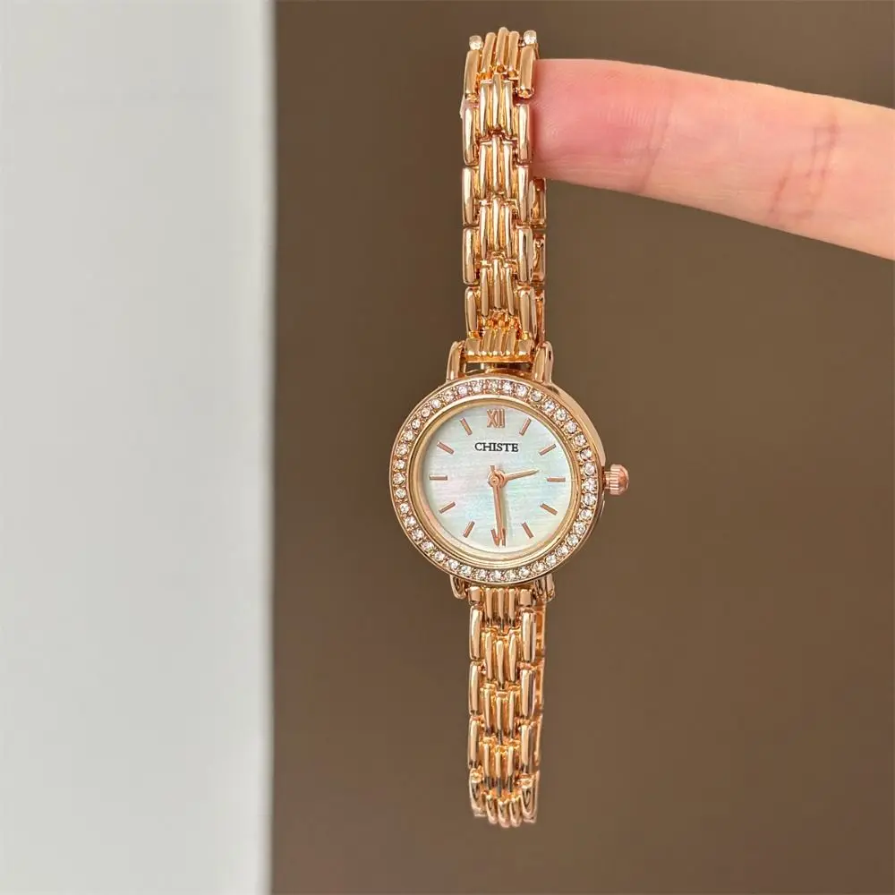 Vintage Round Dial Bracelet Watch Diamond Inlaid Elegant Quartz Watch Gift Luxury Ladies Watch For Women
Vintage Round Dial Bracelet Watch Diamond Inlaid Elegant Quartz Watch Gift Luxury Ladies Watch For Women