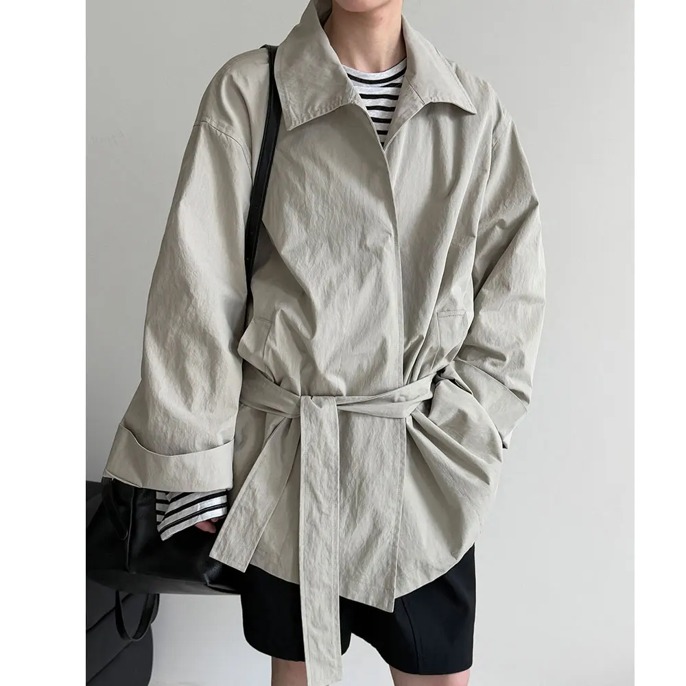 Women Autumn Fashion Trench Coat With Belt Design Loose Style Turn Down Collar Thin Trench Coat Femme Casaco Abrigo Streetwear
Women Autumn Fashion Trench Coat With Belt Design Loose Style Turn Down Collar Thin Trench Coat Femme Casaco Abrigo Streetwear