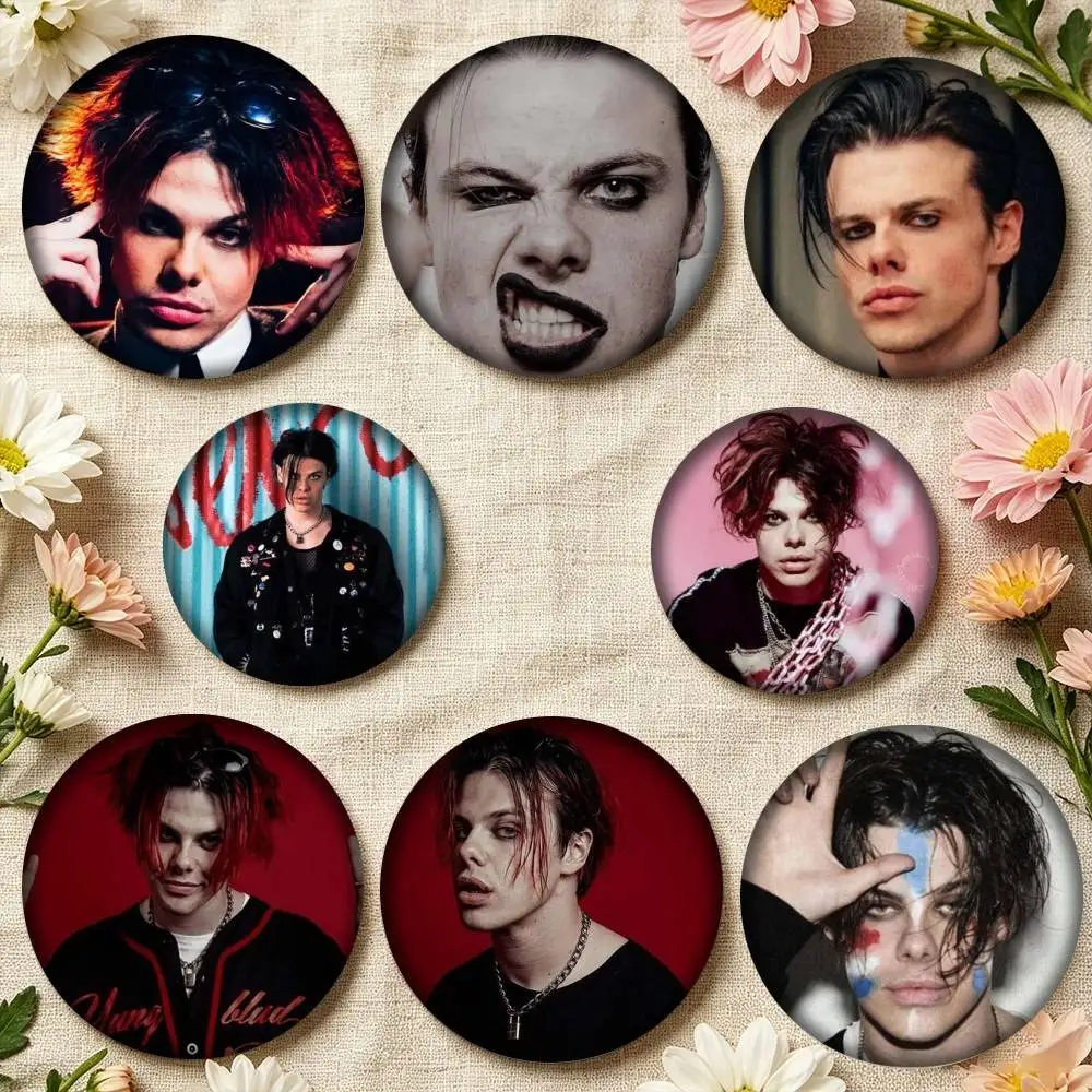 Yungblud Music Singer 25mm 32mm 44mm 58mm 75mm Brooches Badges Pins for Accessories Gift
Yungblud Music Singer 25mm 32mm 44mm 58mm 75mm Brooches Badges Pins for Accessories Gift