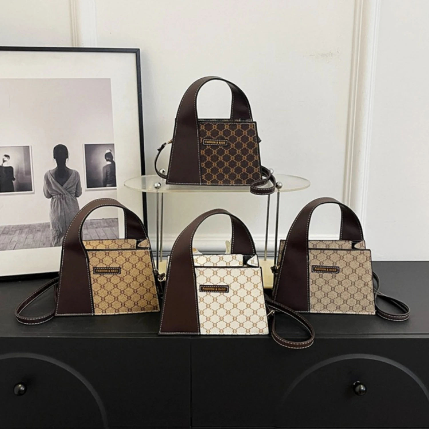 Mini Tote Crossbody Bag With Adjustable Strap, Vintage Retro Style Women's Single Shoulder Handbag
Mini Tote Crossbody Bag With Adjustable Strap, Vintage Retro Style Women's Single Shoulder Handbag