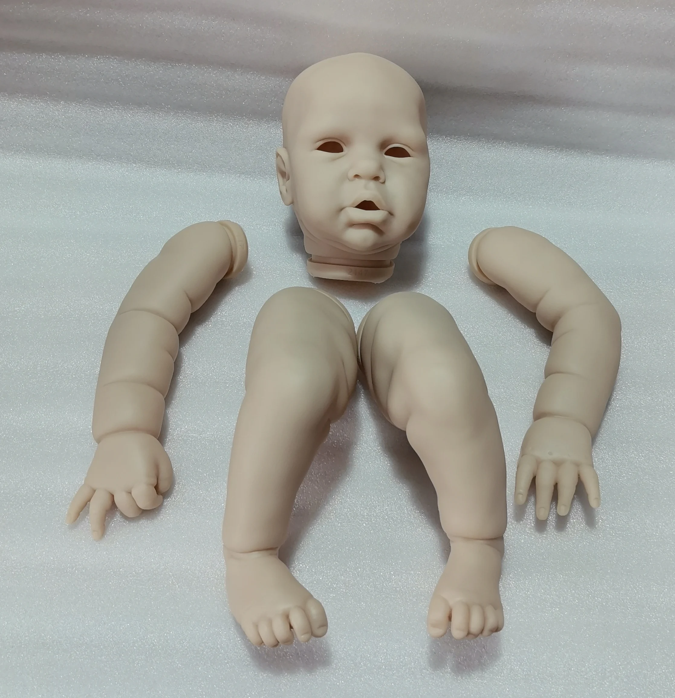 NPK 26-дюймовый комплект куклы Margot Reborn, ограниченная серия, неопределенные детали куклы Lifesize для малышей для коллекционеров и художников
NPK 26-дюймовый комплект куклы Margot Reborn, ограниченная серия, неопределенные детали куклы Lifesize для малышей для коллекционеров и художников
