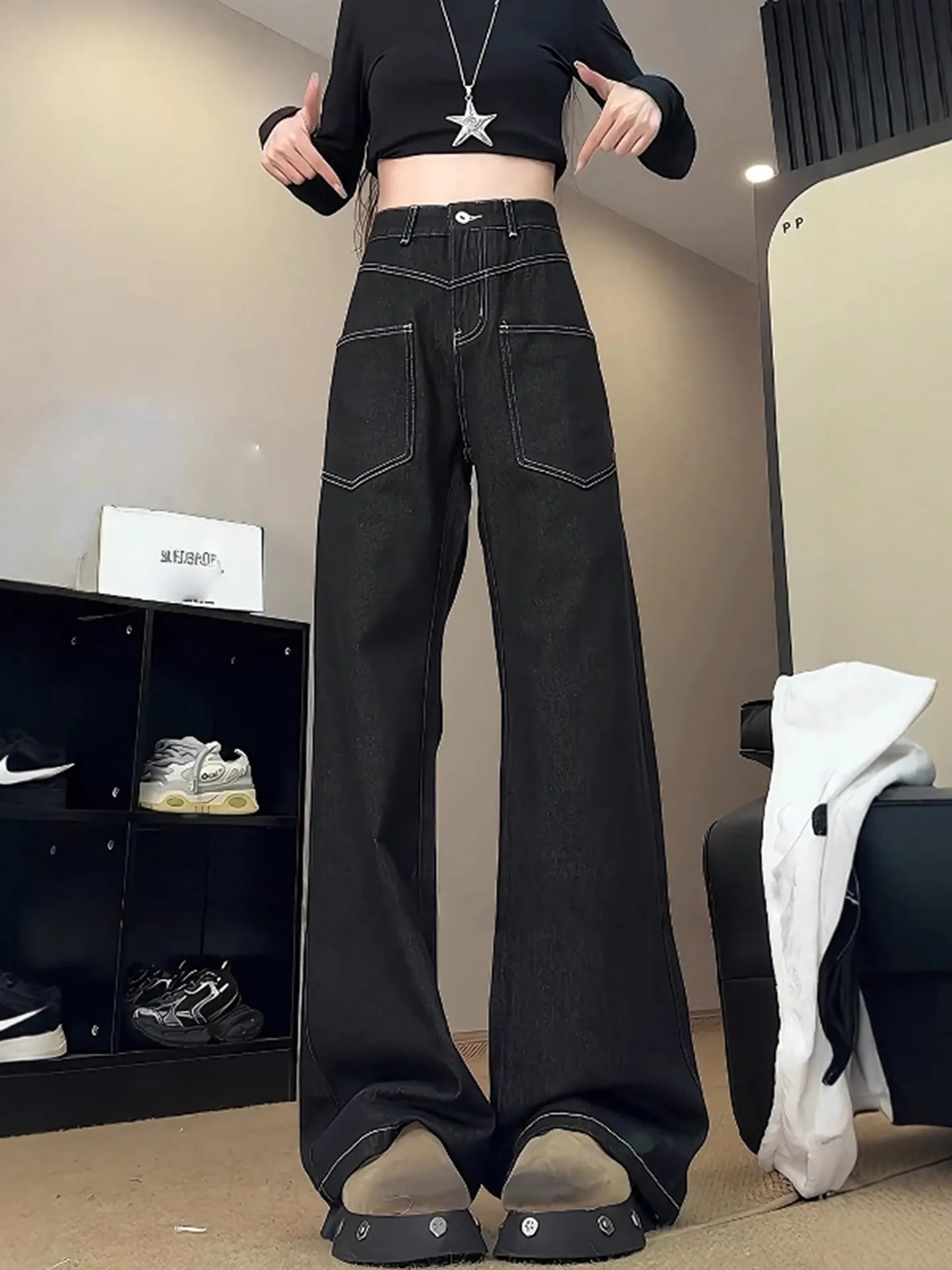 American Retro Bla Original Denim Jeans High Waist Knife Flared Legs ex Autumn Inverted Design Sense Jeans
American Retro Bla Original Denim Jeans High Waist Knife Flared Legs ex Autumn Inverted Design Sense Jeans