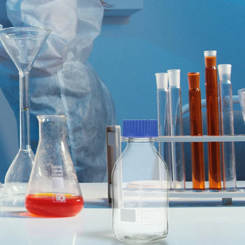 2Pcs Graduated Round Reagent Bottle Set Clear Glass Leakproof Sealed Caps for Media Storage Laboratory Chemical Jars Small Glass
2Pcs Graduated Round Reagent Bottle Set Clear Glass Leakproof Sealed Caps for Media Storage Laboratory Chemical Jars Small Glass