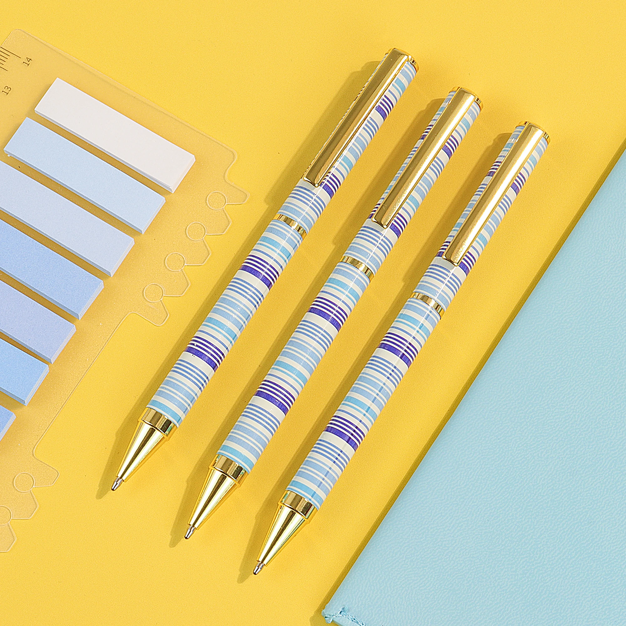 3Pcs Blue Metal Ballpoint Pen,Minimalist Circles Pattern,Pink Gift Box Pack,Office School Stationery,Gift,Writing Instrument
3Pcs Blue Metal Ballpoint Pen,Minimalist Circles Pattern,Pink Gift Box Pack,Office School Stationery,Gift,Writing Instrument