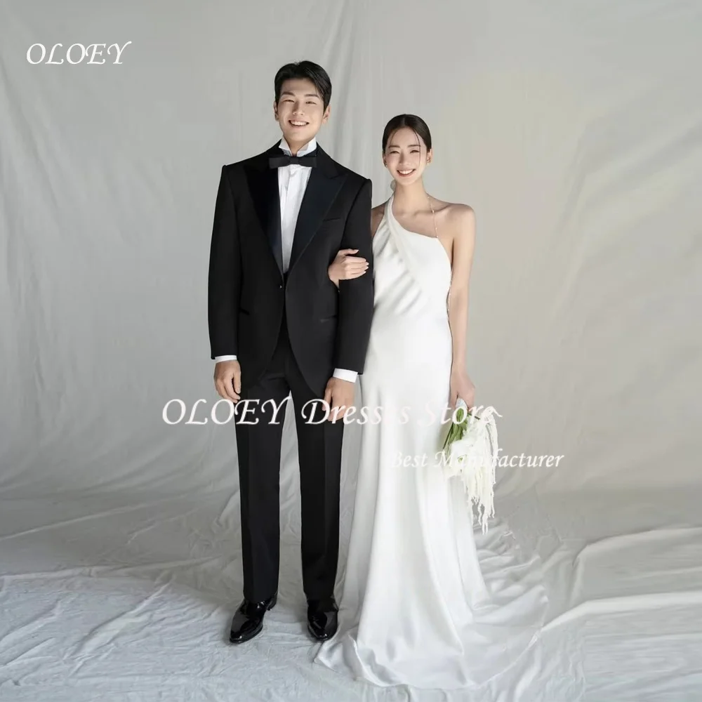 OLOEY 2026 Customized Simple Korean A-Line Wedding Dresses Photo Shoot Elegant One-Shoulder Silk Bridal Gowns Corset 웨딩드레스
OLOEY 2026 Customized Simple Korean A-Line Wedding Dresses Photo Shoot Elegant One-Shoulder Silk Bridal Gowns Corset 웨딩드레스