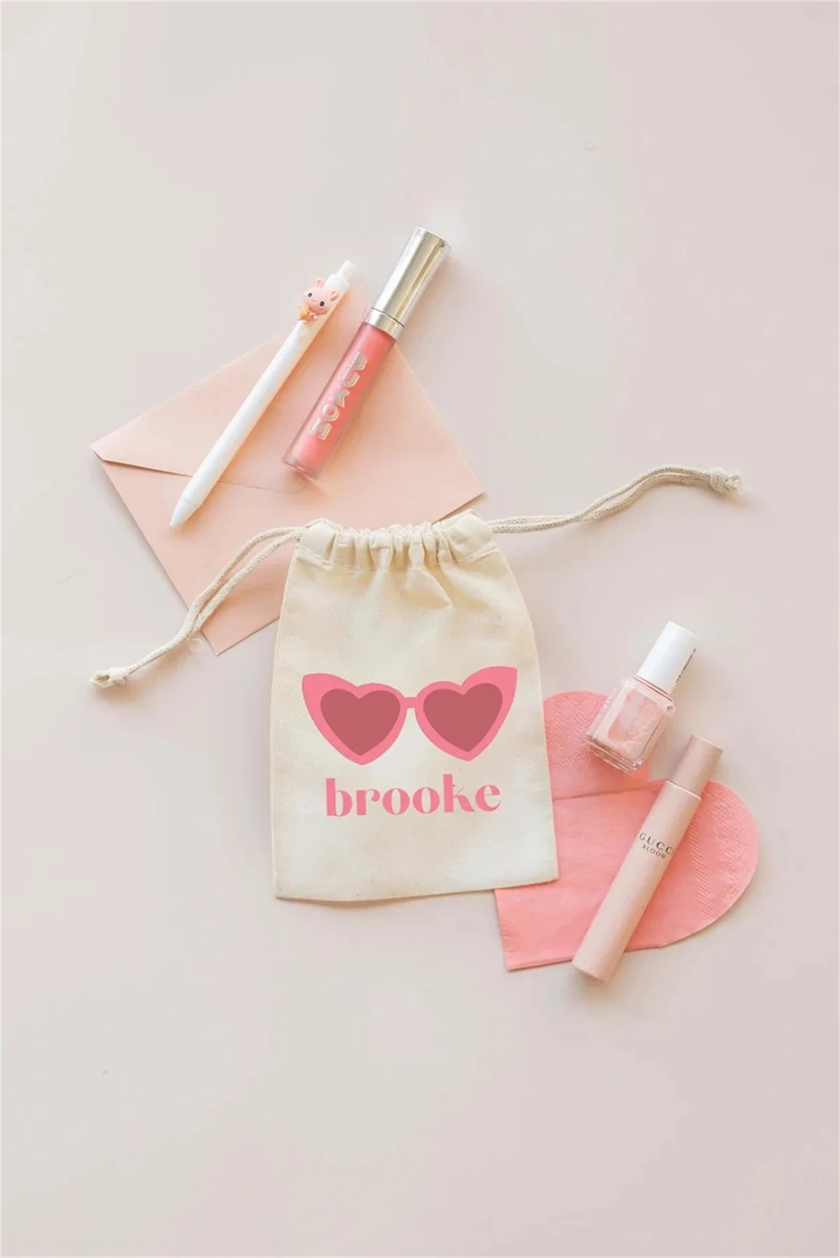 20 PCS Heart Glasses Name Bag - Valentine's Day Bags - Galentine's Day - Custom Valentine Bags - Custom Galentine Favors - Valen
20 PCS Heart Glasses Name Bag - Valentine's Day Bags - Galentine's Day - Custom Valentine Bags - Custom Galentine Favors - Valen