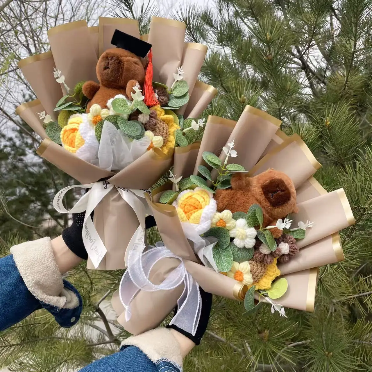 Kapibala plush Animals With Crochet Roses Sunflowers Creative Flower bouquets soft doll Christmas Graduation birthday Gifts
Kapibala plush Animals With Crochet Roses Sunflowers Creative Flower bouquets soft doll Christmas Graduation birthday Gifts