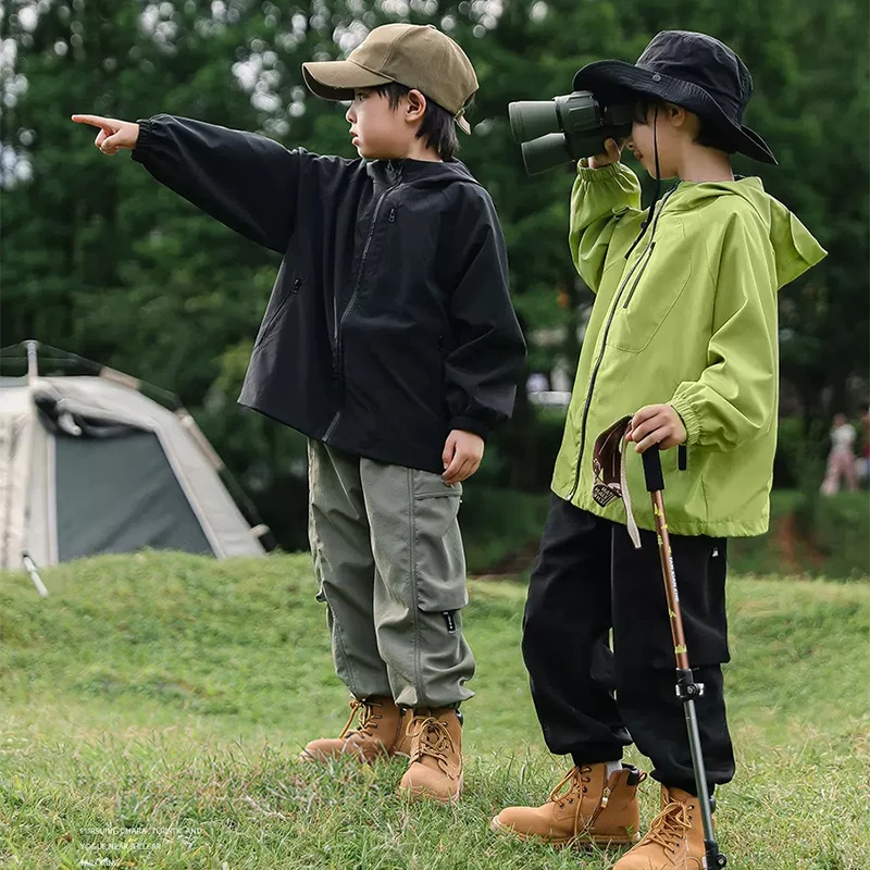 Однотонная куртка для мальчиков от 2 до 12 лет, весенняя модная непромокаемая ветровка с капюшоном, пальто, осенняя детская одежда, детская повседневная верхняя одежда, топы
Однотонная куртка для мальчиков от 2 до 12 лет, весенняя модная непромокаемая ветровка с капюшоном, пальто, осенняя детская одежда, детская повседневная верхняя одежда, топы