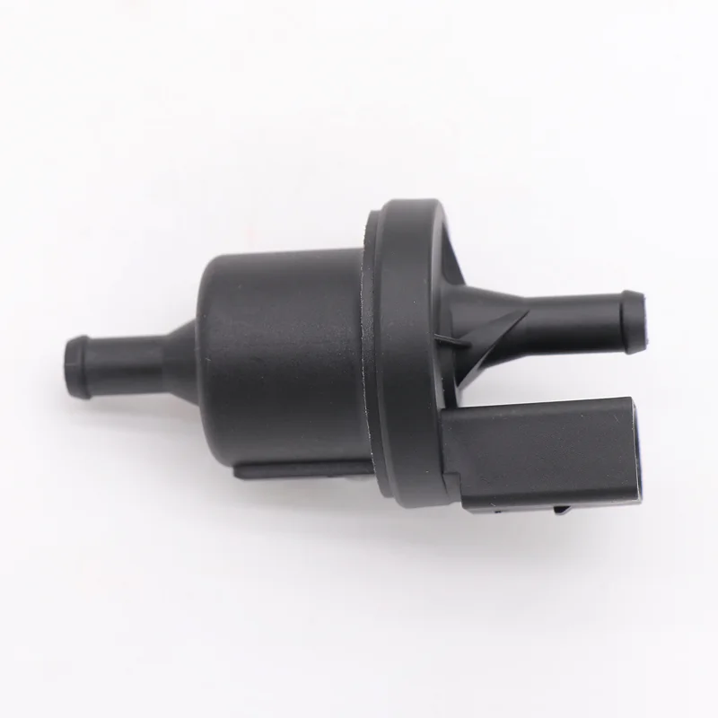 Vapor Canister Purge Valve 1C0906517A 0280142353 95560551700,1999-2007 for VW Beetle Phaeton Touareg,2000-2009 for Audi A4 A6 A8 
Vapor Canister Purge Valve 1C0906517A 0280142353 95560551700,1999-2007 for VW Beetle Phaeton Touareg,2000-2009 for Audi A4 A6 A8