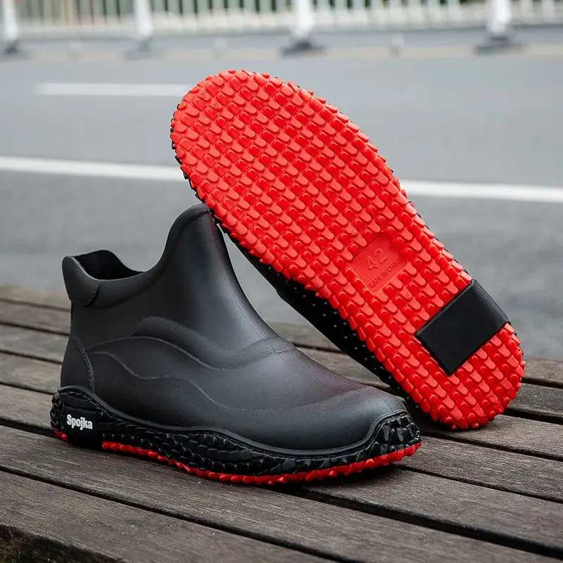 Офисные короткие резиновые сапоги в корейском стиле для мужчин, пластиковая непромокаемая мужская обувь с алфавитом на дождливый день, рыбалка для взрослых, водонепроницаемая, устойчивая к предложениям
Офисные короткие резиновые сапоги в корейском стиле для мужчин, пластиковая непромокаемая мужская обувь с алфавитом на дождливый день, рыбалка для взрослых, водонепроницаемая, устойчивая к предложениям