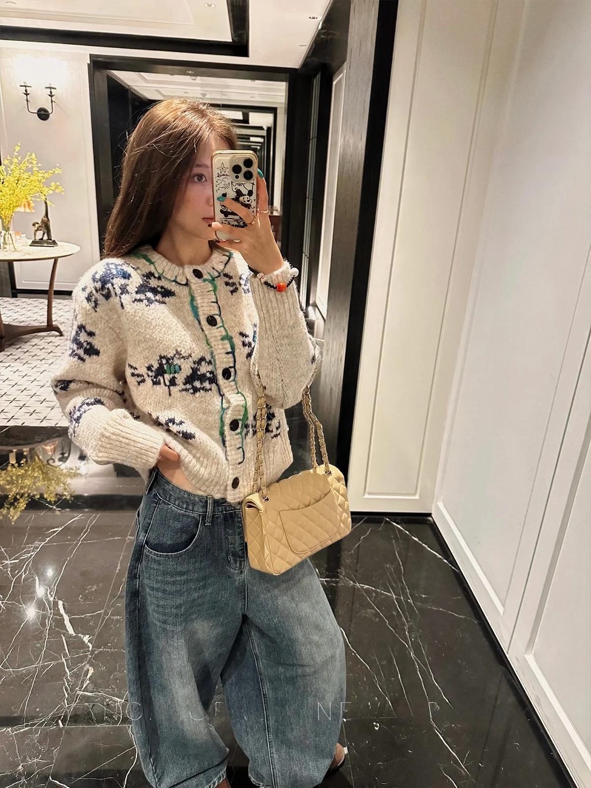 Padded Camere Knitwear Cardigan Women's round Ne Thiened Autumn Winter Faion Straight Cut Commute Sle Long Sve
Padded Camere Knitwear Cardigan Women's round Ne Thiened Autumn Winter Faion Straight Cut Commute Sle Long Sve