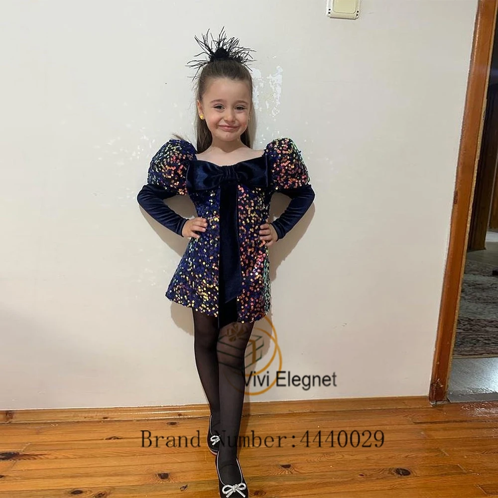 Full Sleeve Scoop Flower Girl Dresses for Girls Sequined Mini Wedding Party Gown 2023 Black Bow فساتين للحفلات الراقصة Summer
Full Sleeve Scoop Flower Girl Dresses for Girls Sequined Mini Wedding Party Gown 2023 Black Bow فساتين للحفلات الراقصة Summer