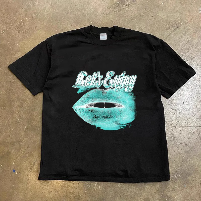 American Y2K T-shirt fashionable loose and versatile, retro lip design, creative printed short sleeved T-shirt for men and women
American Y2K T-shirt fashionable loose and versatile, retro lip design, creative printed short sleeved T-shirt for men and women