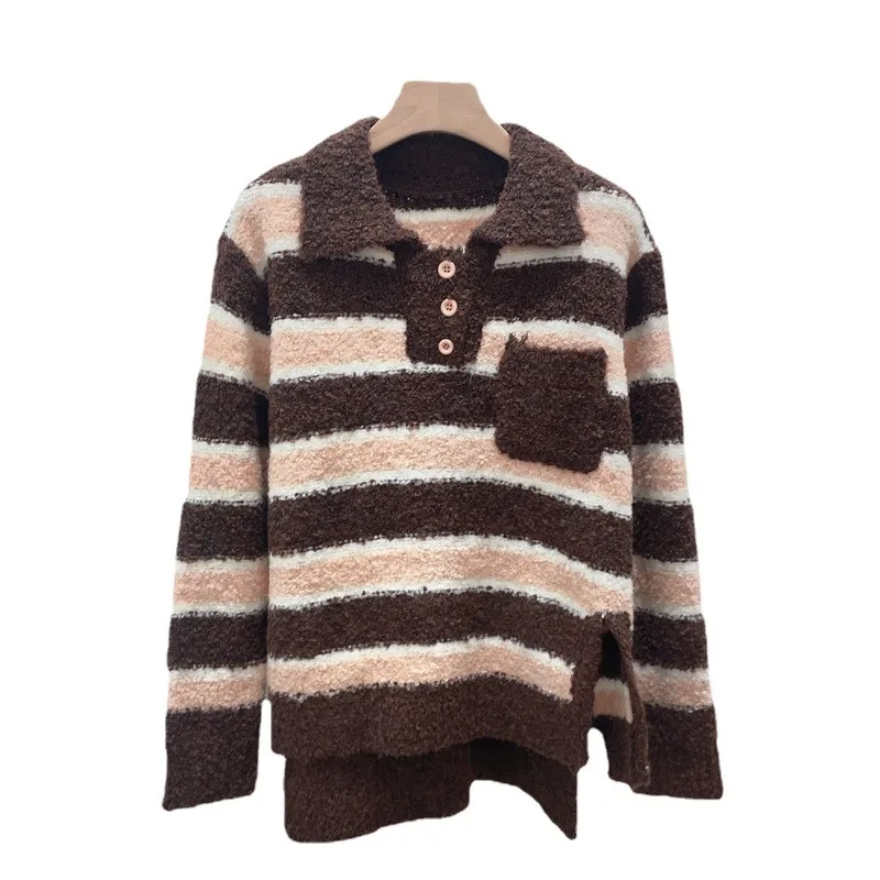 Trendy Euramerican Style 2025 Spring Autumn Striped Turn Down Collar Oversized Pullover Knit Sweater for Women Wholesale
Trendy Euramerican Style 2025 Spring Autumn Striped Turn Down Collar Oversized Pullover Knit Sweater for Women Wholesale