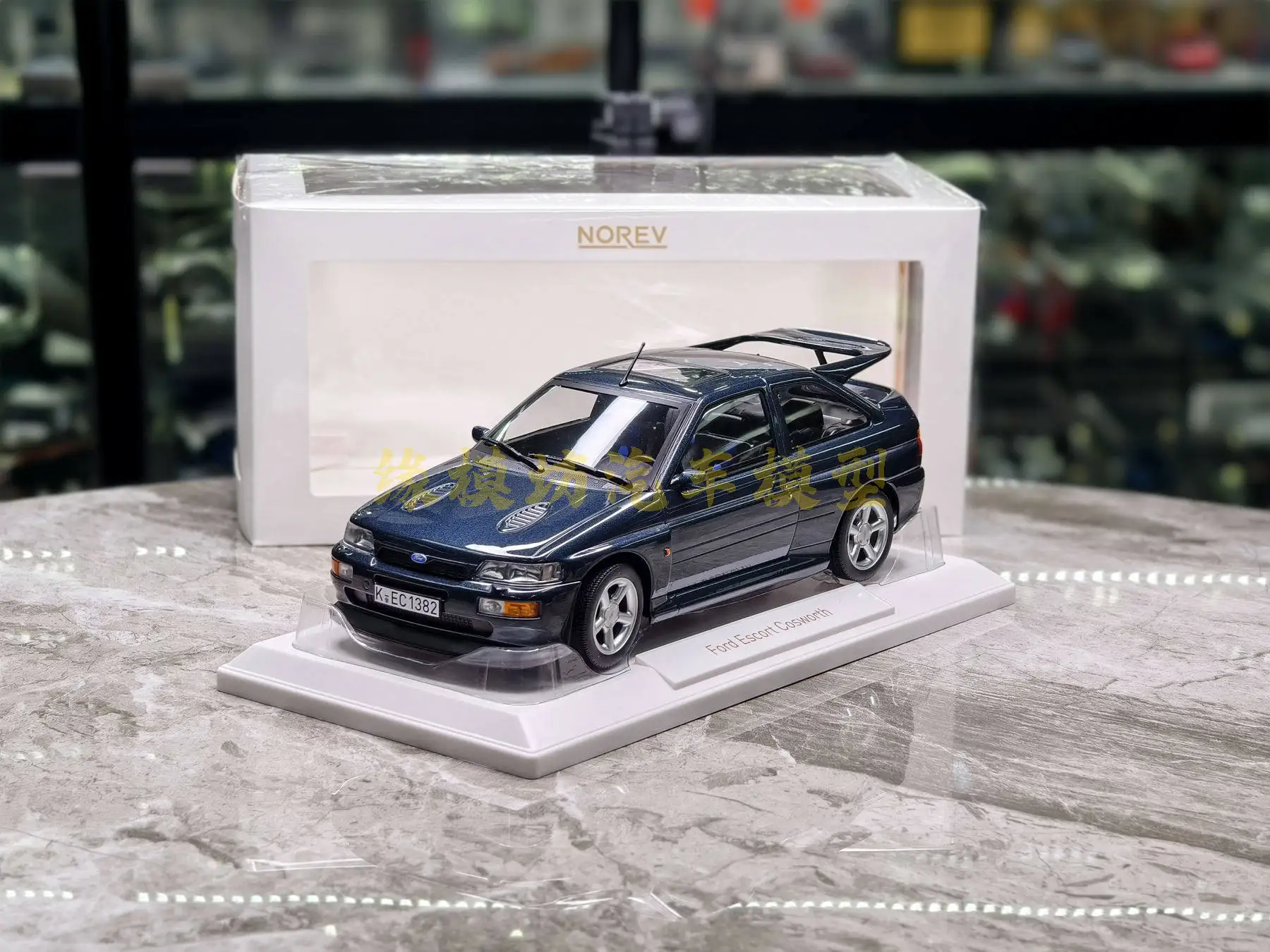 Diecast NOREV 1:18 Scale Ford Escort Cosworth 1992 Fully Enclosed Alloy Car Model
Diecast NOREV 1:18 Scale Ford Escort Cosworth 1992 Fully Enclosed Alloy Car Model