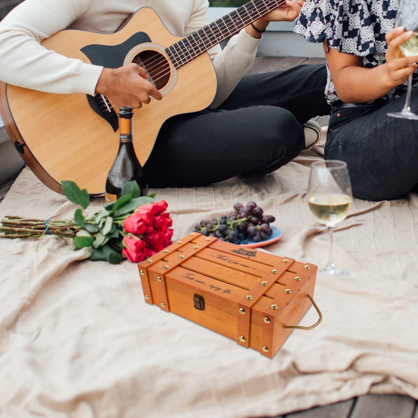 Безопасная деревянная коробка для вина с ручкой, идеально подходит для подарков на день рождения, свадьбу, помолвку, выход на пенсию, Рождество, новогодний подарок, коробка для новой бутылки вина
Безопасная деревянная коробка для вина с ручкой, идеально подходит для подарков на день рождения, свадьбу, помолвку, выход на пенсию, Рождество, новогодний подарок, коробка для новой бутылки вина