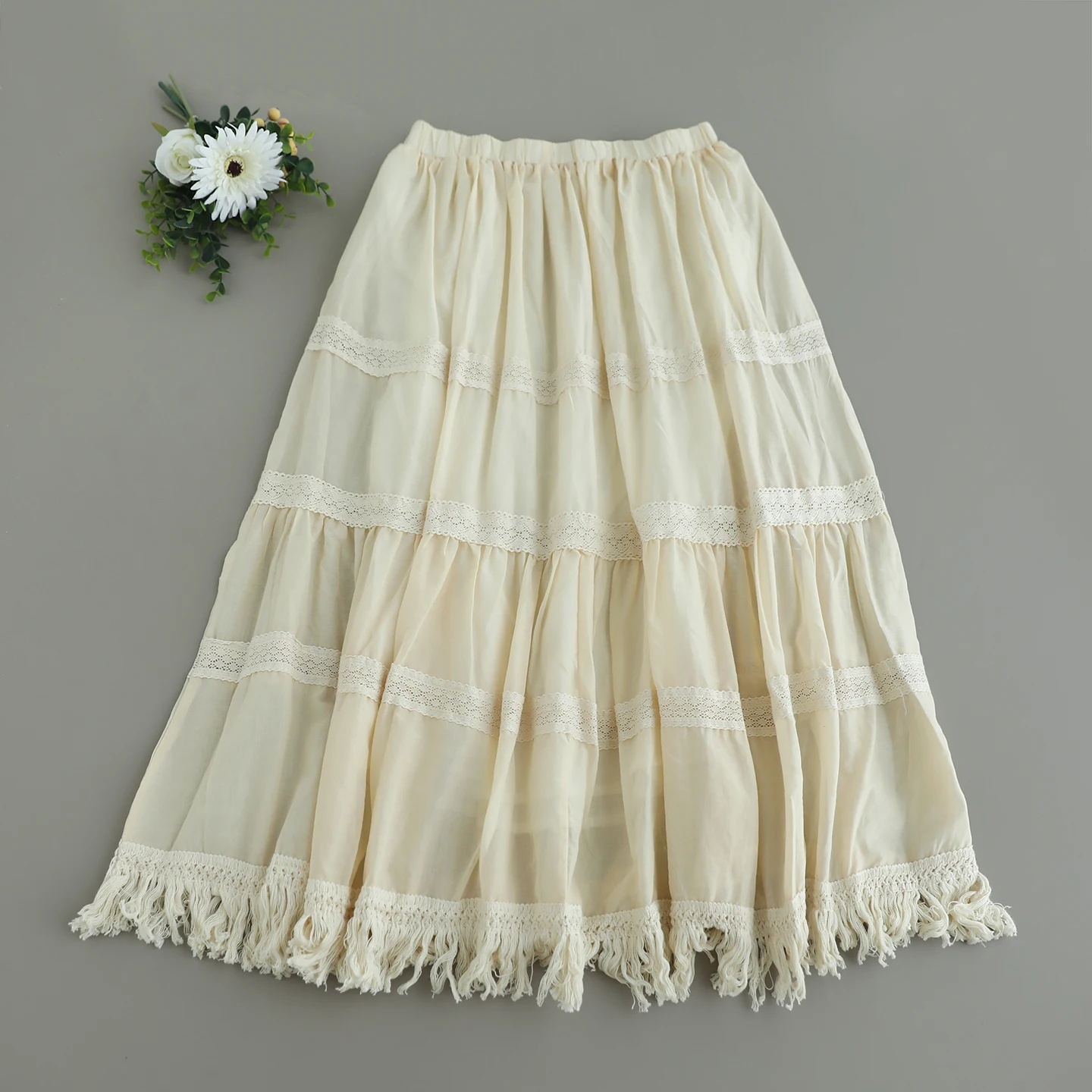 Japanese Sweet Mori Girl Solid Color Ramie Skirts Women Summer Elastic Waist Casual Loose A-Line Ruffles Skirts
Japanese Sweet Mori Girl Solid Color Ramie Skirts Women Summer Elastic Waist Casual Loose A-Line Ruffles Skirts