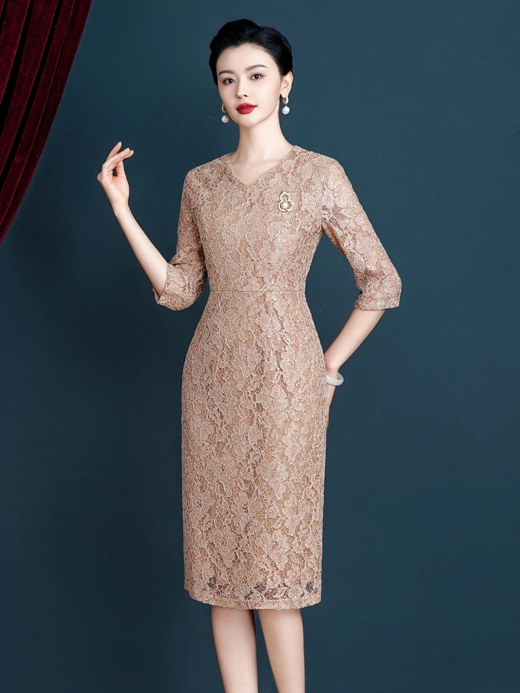 Elegant Lace Wedding Dress for Mothers Spring 2025 Mid-Length Straight- Cut Ball Gown with Embroidery Polyester Fabric
Elegant Lace Wedding Dress for Mothers Spring 2025 Mid-Length Straight- Cut Ball Gown with Embroidery Polyester Fabric