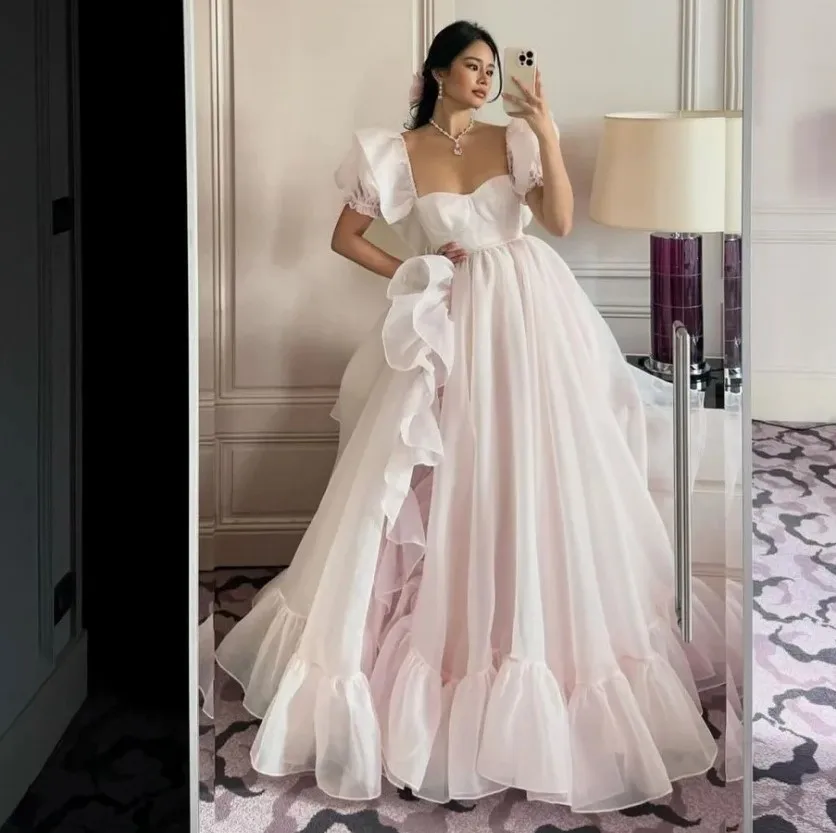Elegant Pink Formal Prom Dresses 2026 Square Collar Short Sleeves A-line Organza Floor-Length Evening Gala Party Gowns Pageant
Elegant Pink Formal Prom Dresses 2026 Square Collar Short Sleeves A-line Organza Floor-Length Evening Gala Party Gowns Pageant