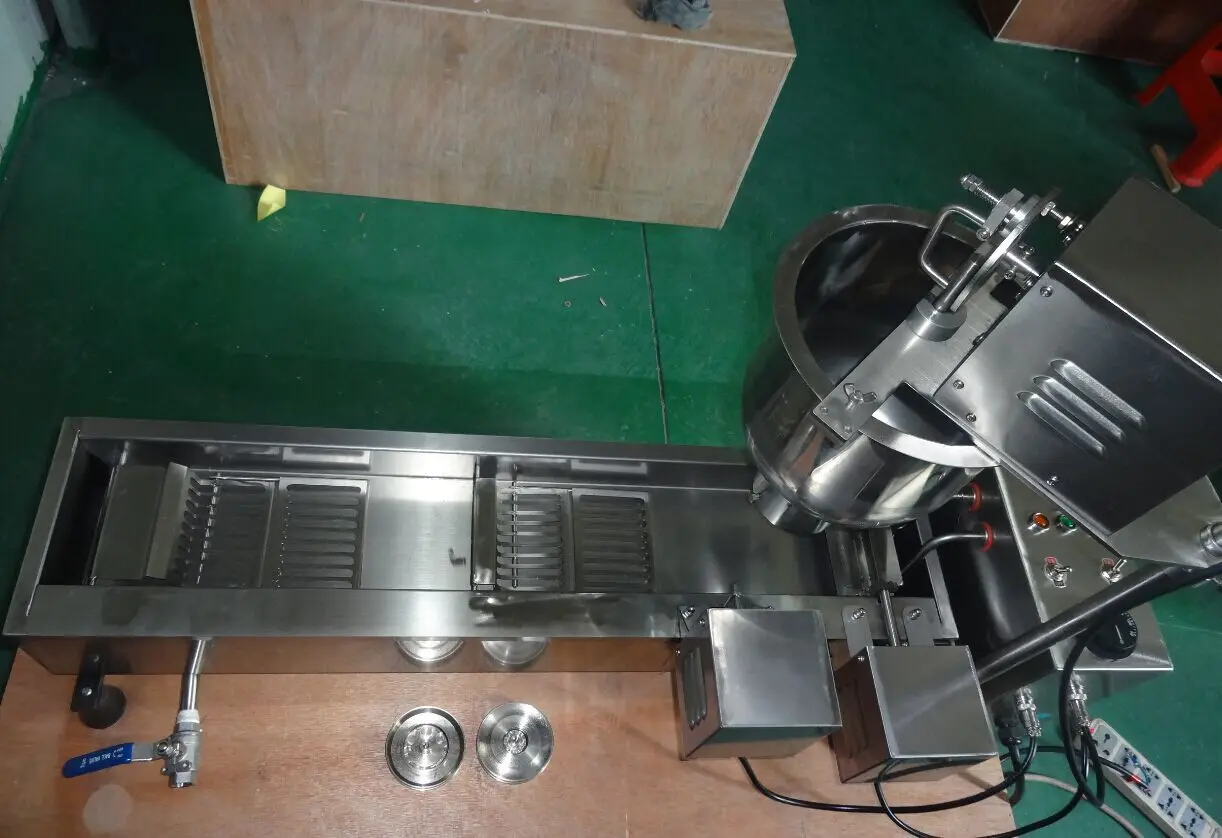 Коммерческая машина для изготовления пончиков и пончиков Автоматическая мини-машина для изготовления пончиков
Коммерческая машина для изготовления пончиков и пончиков Автоматическая мини-машина для изготовления пончиков