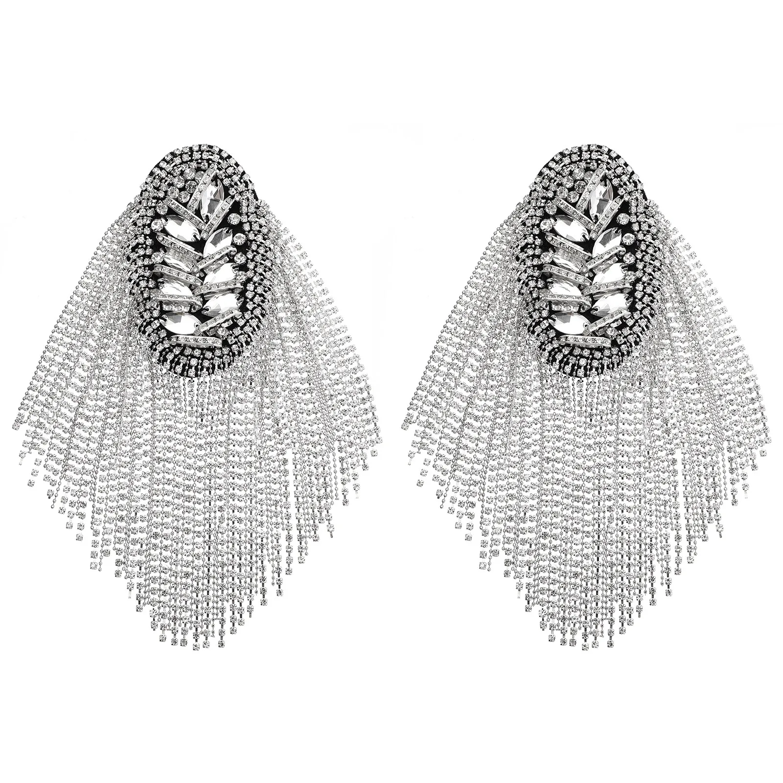1Pair Rhinestone Tassel Epaulet Shoulder Board Elegant Costume Badge for Captain Halloween Party Men Suit Accessories
1Pair Rhinestone Tassel Epaulet Shoulder Board Elegant Costume Badge for Captain Halloween Party Men Suit Accessories