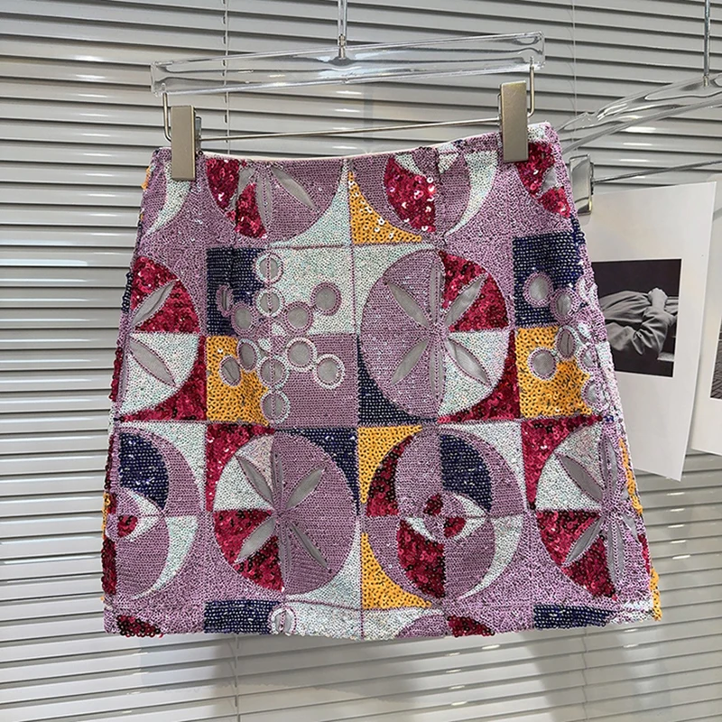 2025 summer new style elegant socialite geometric pattern pearl flower short skirt sequin A-line skirt
2025 summer new style elegant socialite geometric pattern pearl flower short skirt sequin A-line skirt