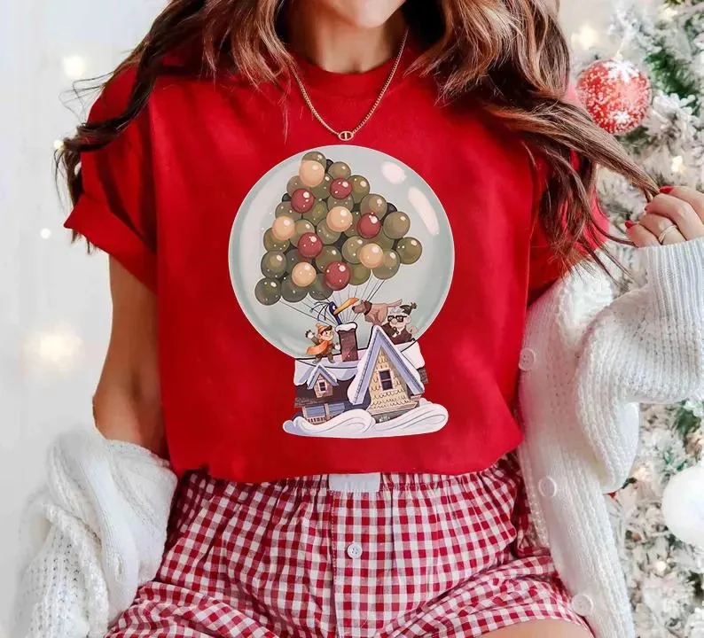 Рождественская рубашка с акварельными шарами Disney Pixar «Up», Рождественская футболка с собакой Диснея Карла Рассел Кевина
Рождественская рубашка с акварельными шарами Disney Pixar «Up», Рождественская футболка с собакой Диснея Карла Рассел Кевина