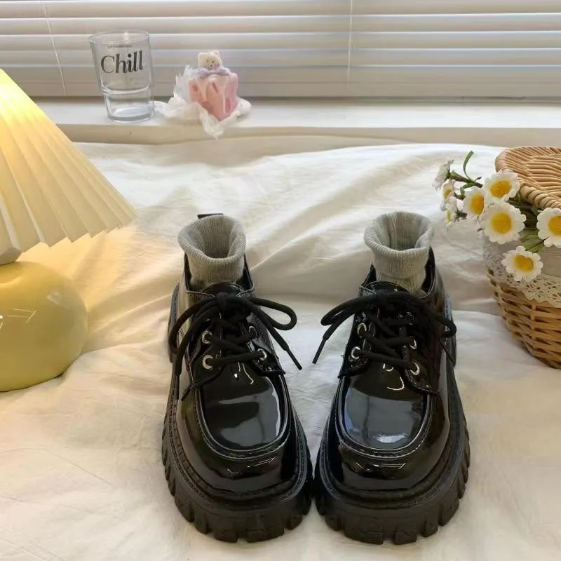 British Style Lace-up Small Leather Shoe Women's Soft Leather 2024 Spring Thick Sole Heightening Black Japanese Single Shoes
British Style Lace-up Small Leather Shoe Women's Soft Leather 2024 Spring Thick Sole Heightening Black Japanese Single Shoes